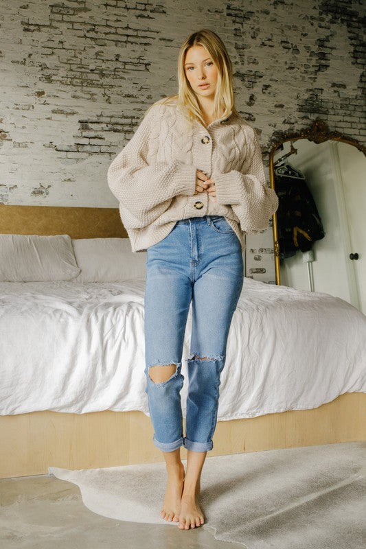 HIGH WAISTED BOYFRIEND JEANS - Evolve Elegance Boutique