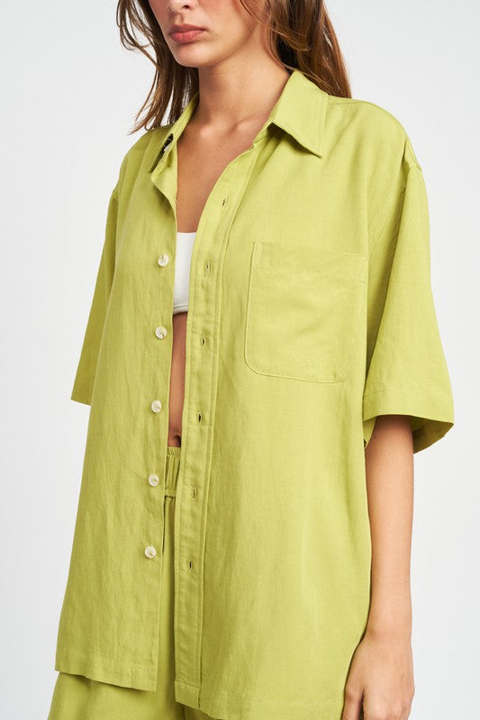 BUTTON UP OVERSIZED SHORT SLEEVE SHIRT - Evolve Elegance Boutique