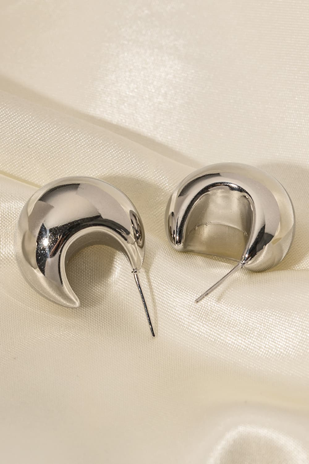 STAINLESS STEEL C-HOOP EARRINGS - Evolve Elegance Boutique
