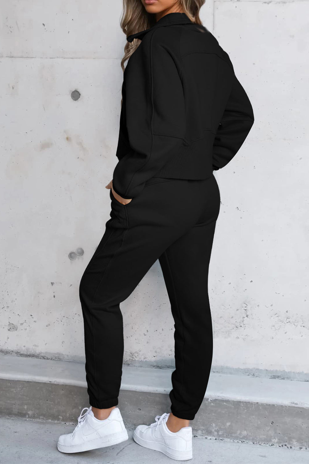 HALF-ZIP SPORTS SET WITH POCKETS - Evolve Elegance Boutique