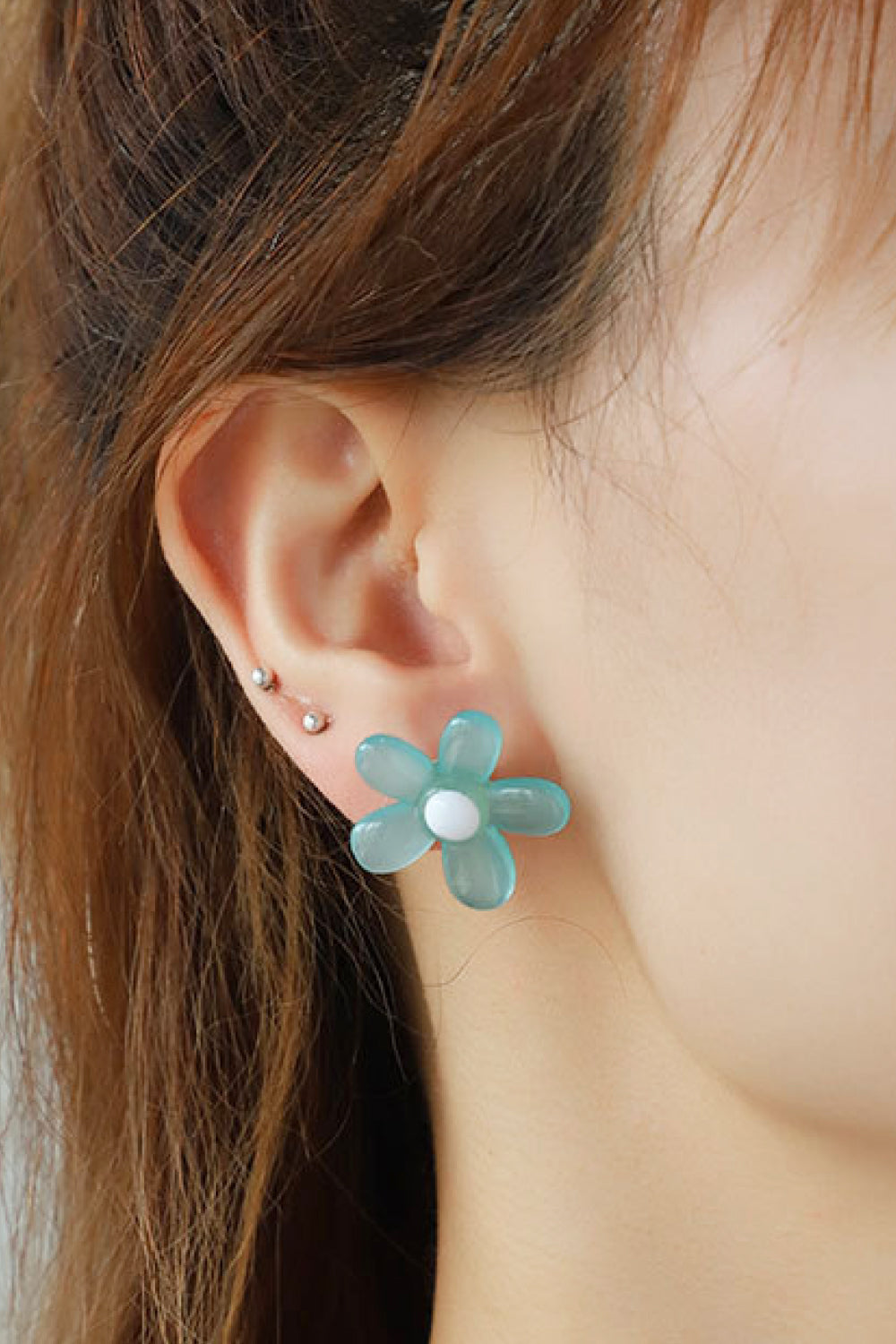 FLOWER SHAPE RESIN EARRINGS - Evolve Elegance Boutique